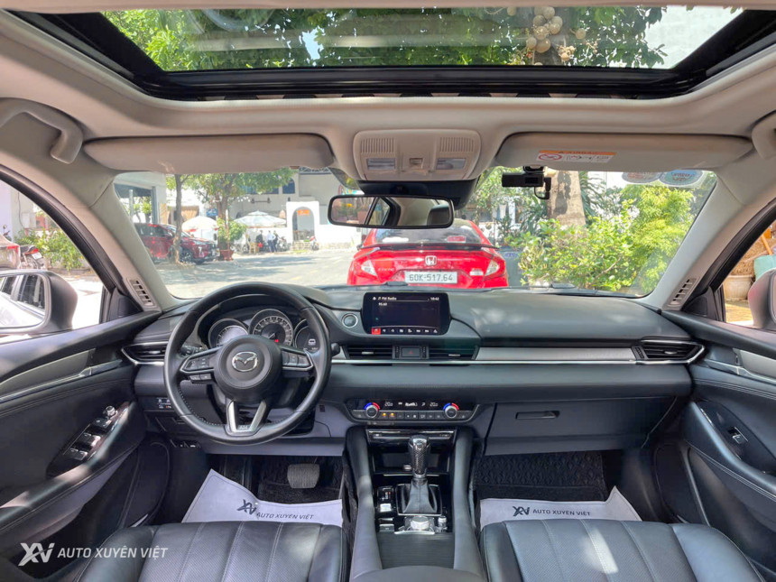 Mazda 6 2.0AT Premium 2020  Mazda 6 2.0AT Premium 2020