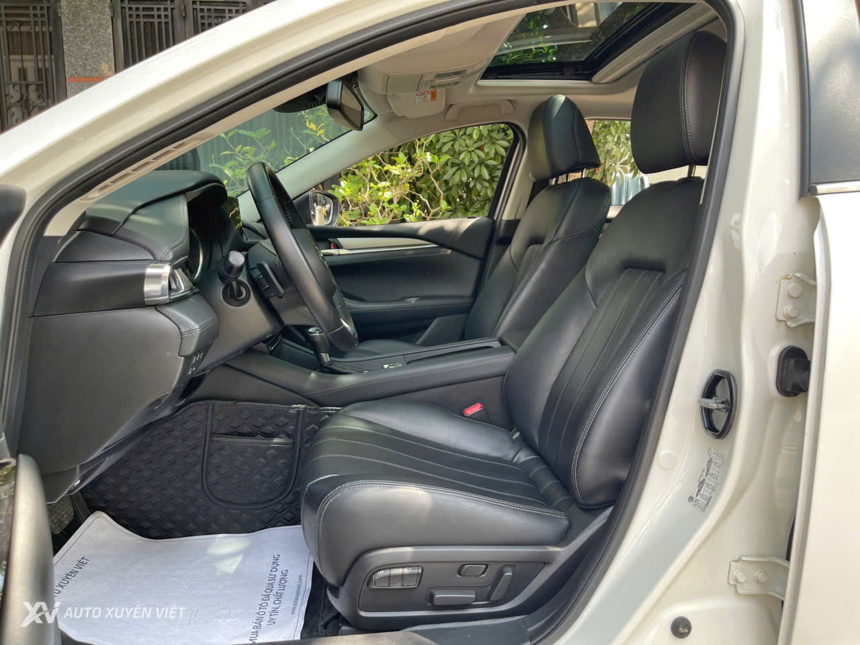 Mazda 6 2.0AT Premium 2020  Mazda 6 2.0AT Premium 2020