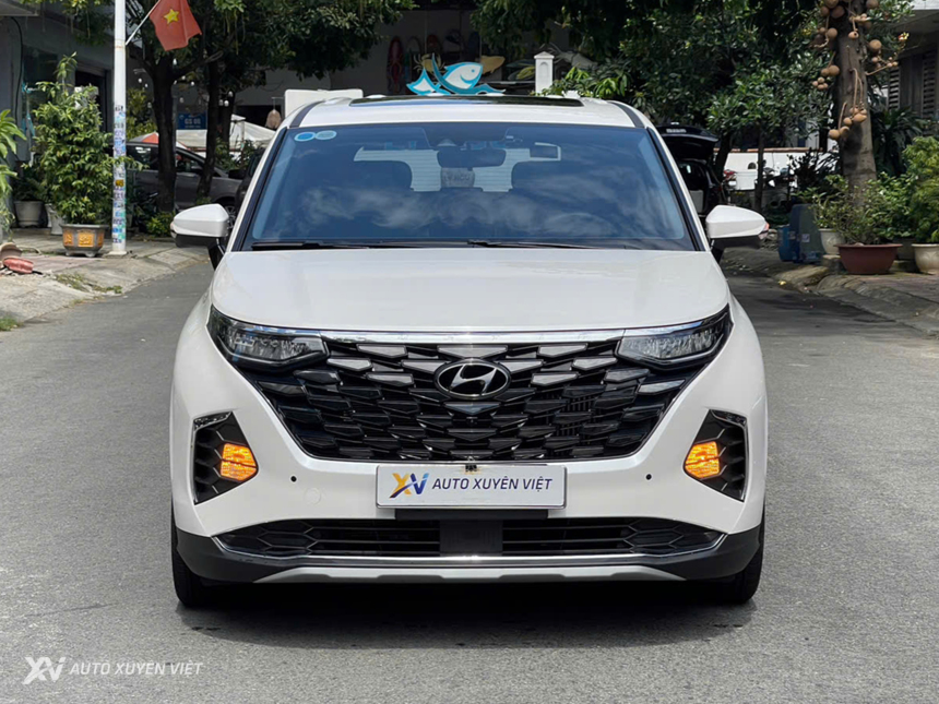 Hyundai Custin 2.0T Cao Cấp 2023