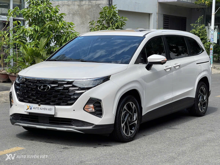 Hyundai Custin 2.0T Cao Cấp 2023