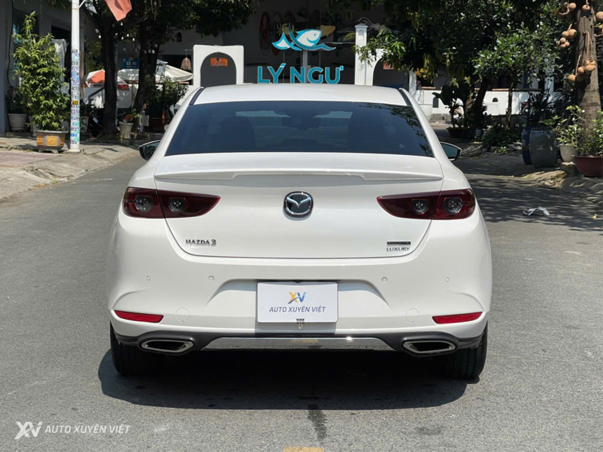 Mazda 3 1.5AT Luxury 2023 Mazda 3 1.5AT Luxury 2023