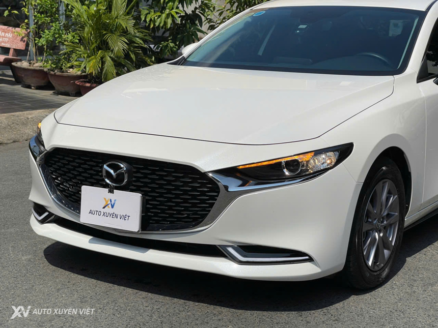 Mazda 3 1.5AT Luxury 2023 Mazda 3 1.5AT Luxury 2023