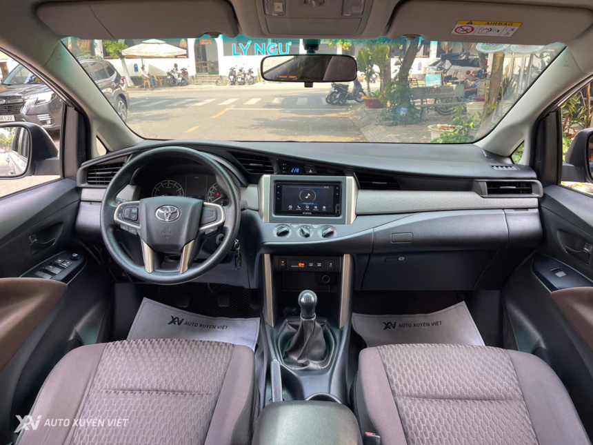 Toyota Innova 2.0E MT 2021 Toyota Innova 2.0E MT 2021