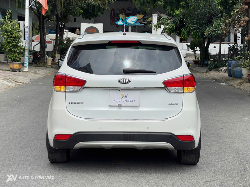 Kia Rondo 2.0 GAT 2016 Model 2017 Kia Rondo 2.0 GAT 2016 Model 2017