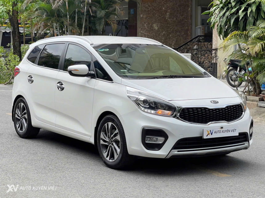 Kia Rondo 2.0 GAT 2016 Model 2017 Kia Rondo 2.0 GAT 2016 Model 2017