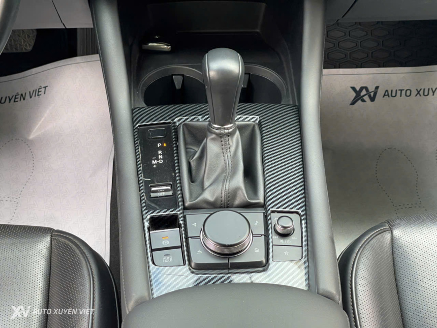 Mazda 3 1.5AT Luxury 2021 Mazda 3 1.5AT Luxury 2021