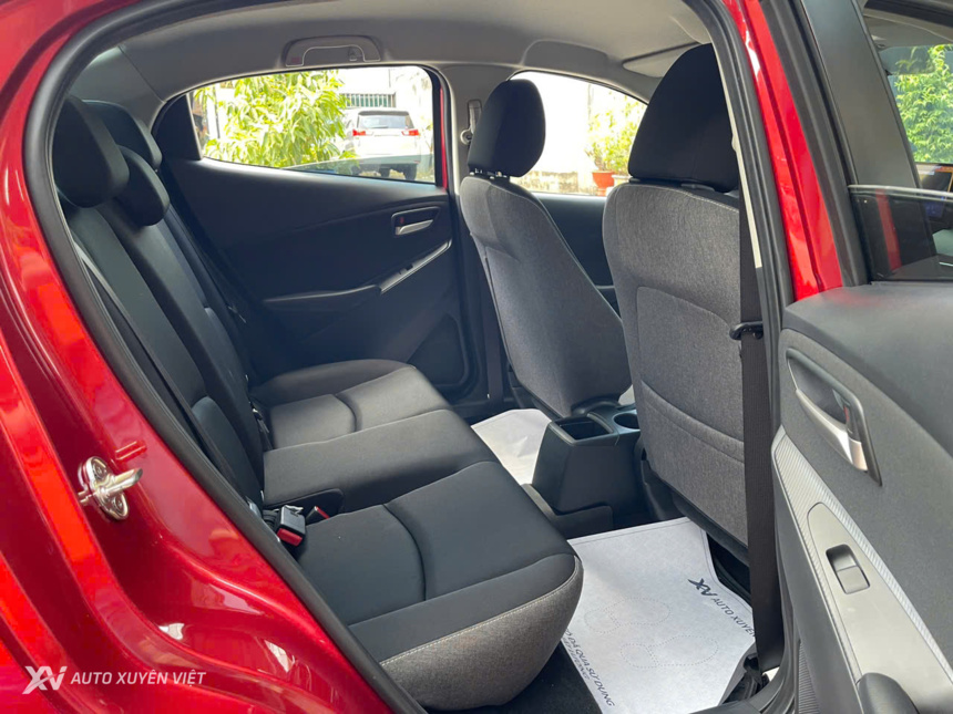 Mazda 2 1.5AT Deluxe 2023 Mazda 2 1.5AT Deluxe 2023