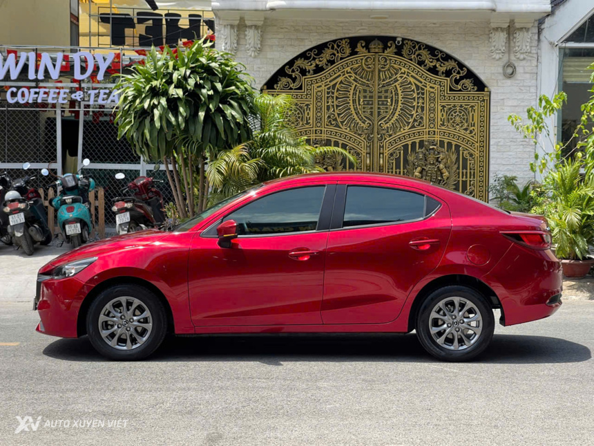 Mazda 2 1.5AT Deluxe 2023 Mazda 2 1.5AT Deluxe 2023