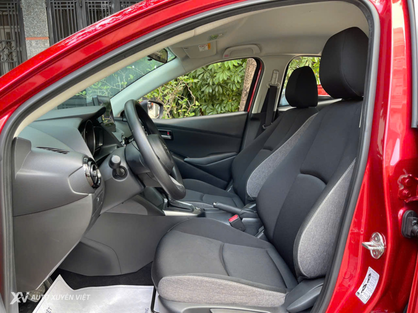 Mazda 2 1.5AT Deluxe 2023 Mazda 2 1.5AT Deluxe 2023