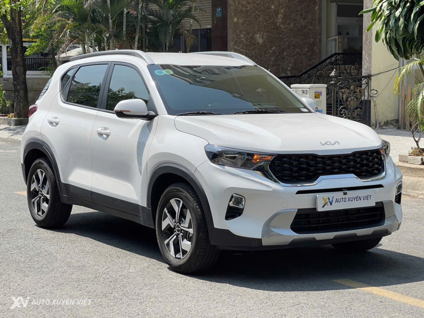 Kia Sonet 1.5AT Deluxe 2024 Kia Sonet 1.5AT Deluxe 2024