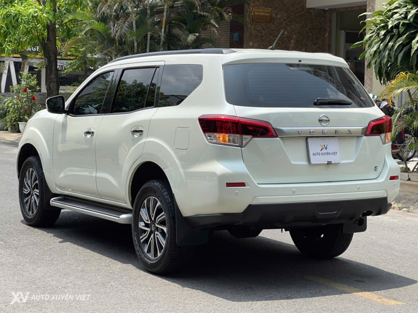 Nissan Terra E 2.5L 4x2AT 2018