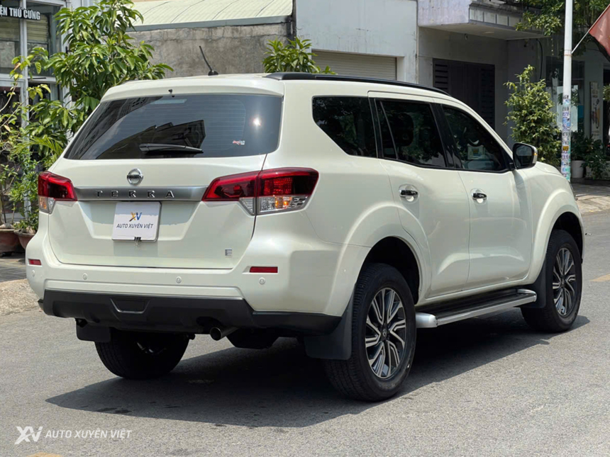 Nissan Terra E 2.5L 4x2AT 2018