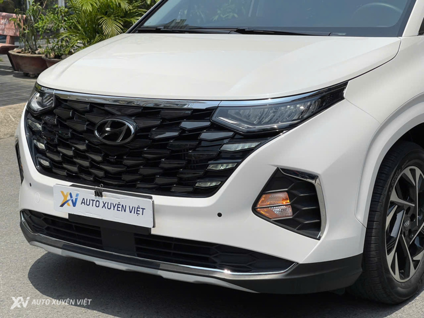 Hyundai Custin 2.0T Cao Cấp 2023 Hyundai Custin 2.0T Cao Cấp 2023
