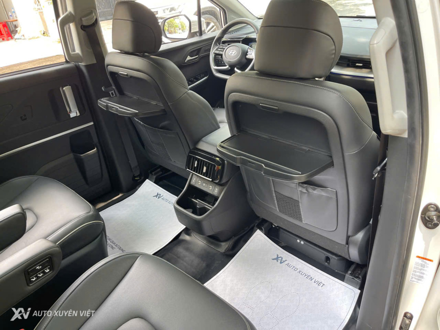 Hyundai Custin 2.0T Cao Cấp 2023 Hyundai Custin 2.0T Cao Cấp 2023