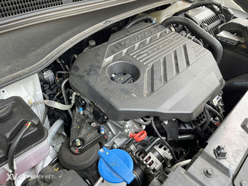 Hyundai Custin 2.0T Cao Cấp 2023 Hyundai Custin 2.0T Cao Cấp 2023