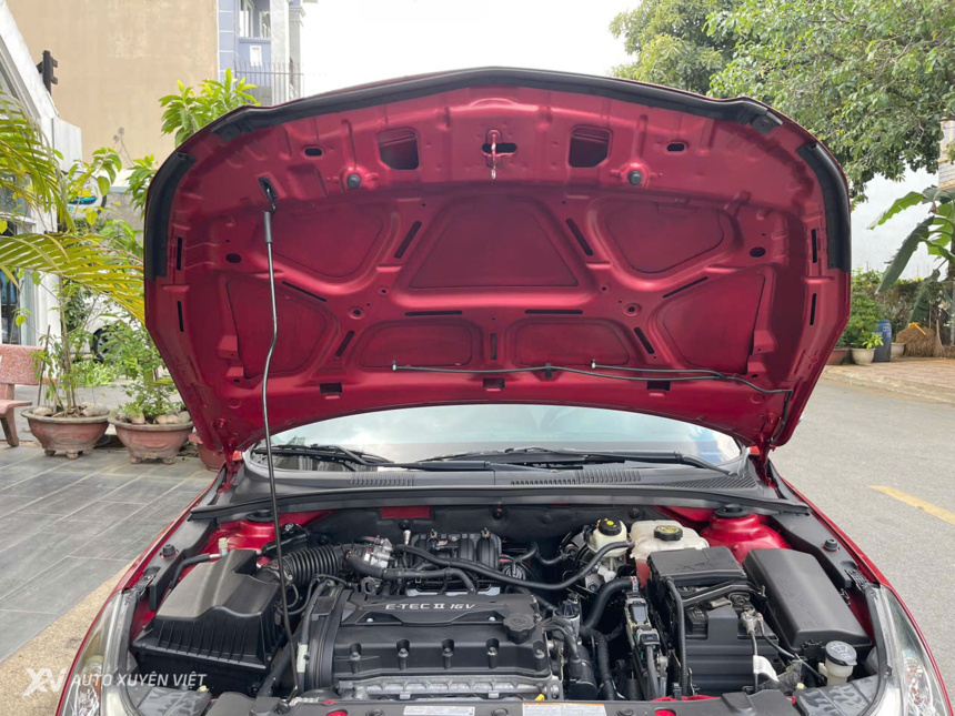 Chevrolet Cruze LS 1.6MT 2014