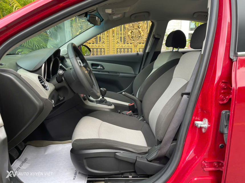 Chevrolet Cruze LS 1.6MT 2014