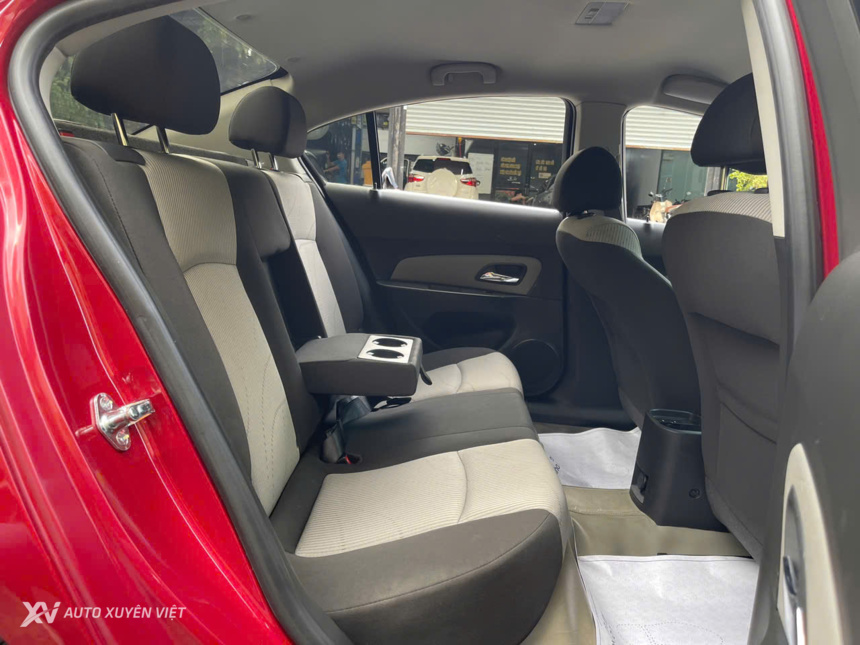 Chevrolet Cruze LS 1.6MT 2014