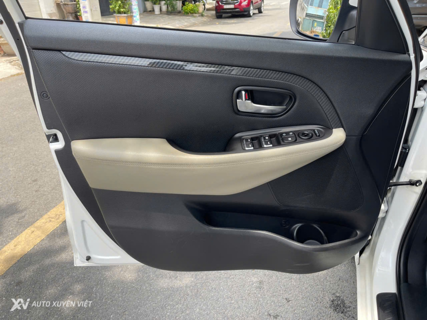 Kia Rondo 2.0 GATH 2016 Mẫu Mới 2017