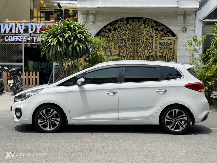 Kia Rondo 2.0 GATH 2016 Mẫu Mới 2017