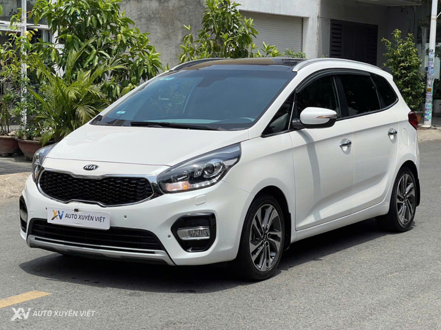 Kia Rondo 2.0 GATH 2016 Mẫu Mới 2017
