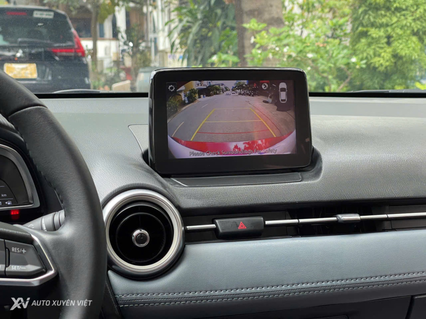 Mazda 2 1.5AT Luxury 2023