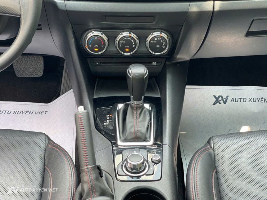 Mazda 3 1.5AT 2014 Mẫu Mới 2015 Mazda 3 1.5AT 2014 Mẫu Mới 2015