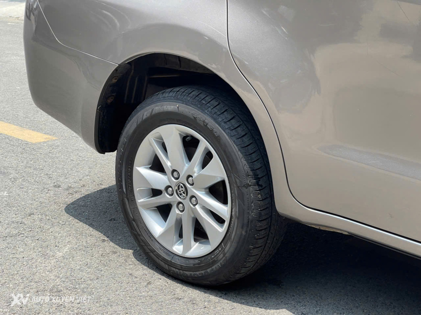 Toyota Innova 2.0E MT 2018 Toyota Innova 2.0E MT 2018