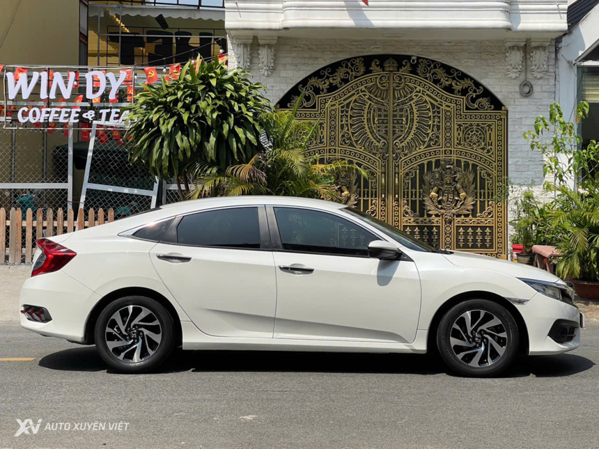 Honda Civic 1.8E 2018