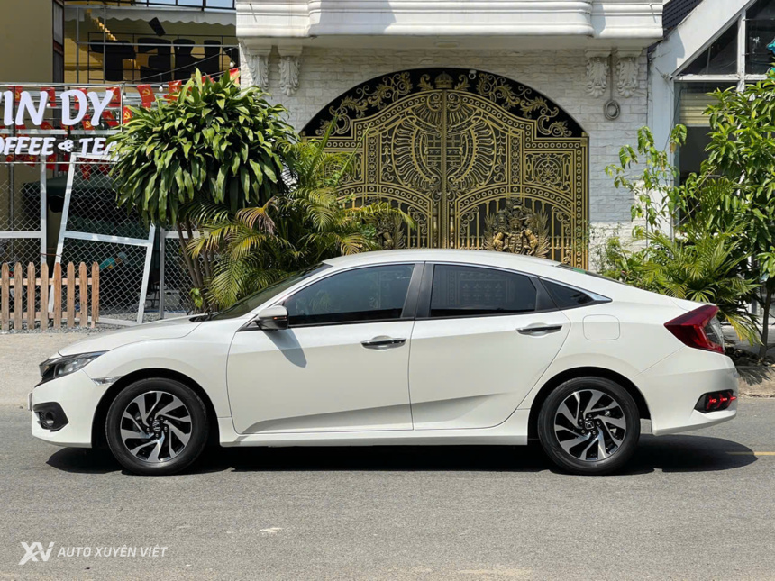 Honda Civic 1.8E 2018