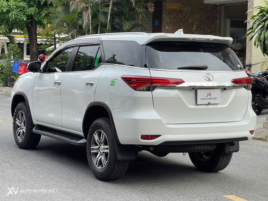 Toyota Fortuner Máy Dầu 2.4L AT 2024