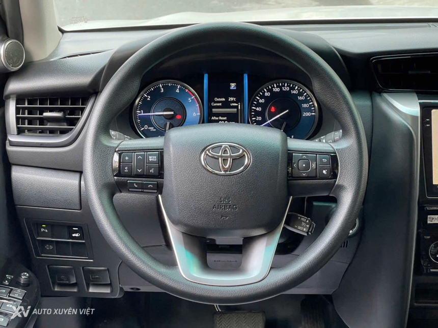 Toyota Fortuner Máy Dầu 2.4L AT 2024