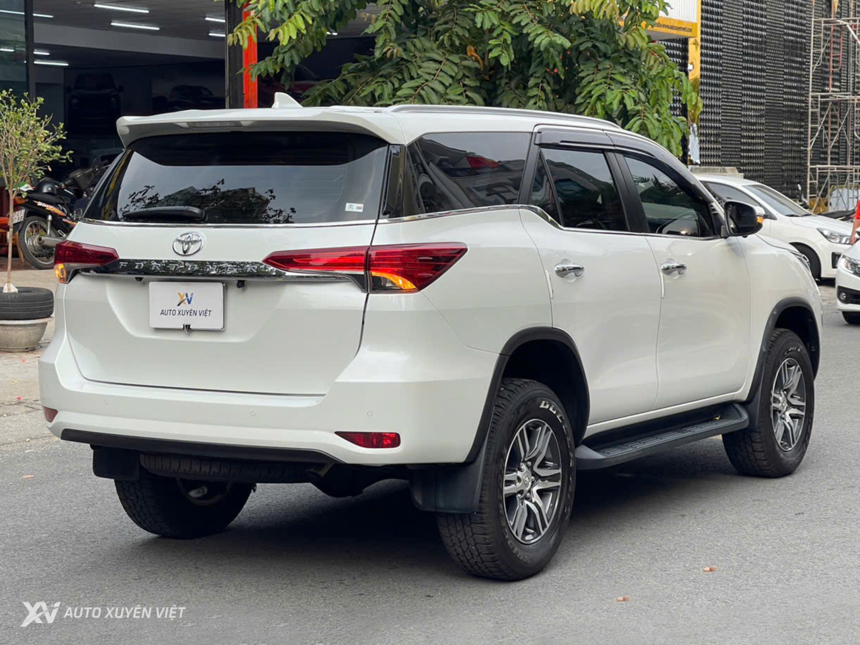 Toyota Fortuner Máy Dầu 2.4L AT 2024