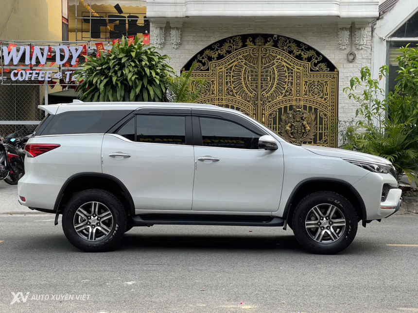 Toyota Fortuner Máy Dầu 2.4L AT 2024