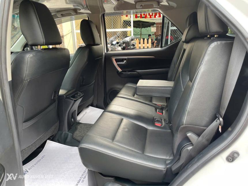 Toyota Fortuner Máy Dầu 2.4L AT 2024