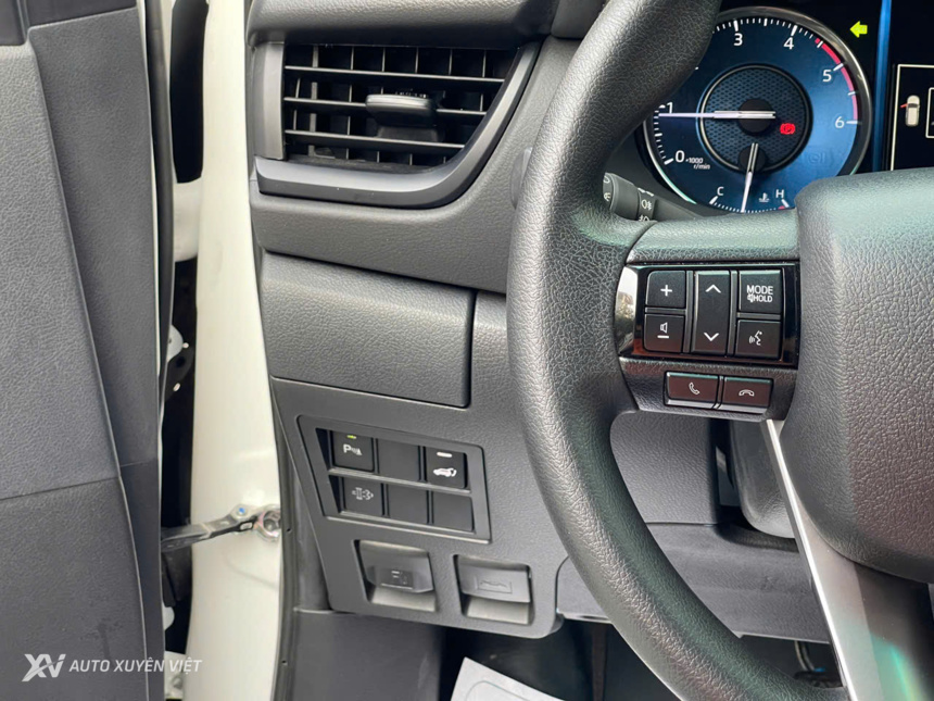 Toyota Fortuner Máy Dầu 2.4L AT 2024