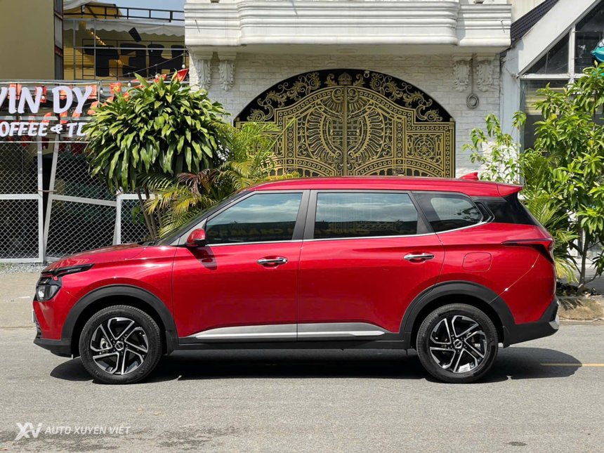 Kia Carens 1.5G IVT 2023 Kia Carens 1.5G IVT 2023