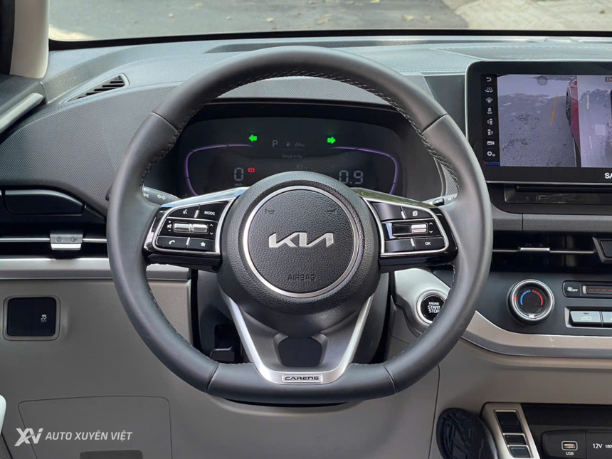 Kia Carens 1.5G IVT 2023 Kia Carens 1.5G IVT 2023