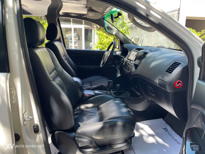 Toyota Fortuner TRD Sportivo 4x4AT 2015 Toyota Fortuner TRD Sportivo 4x4AT 2015