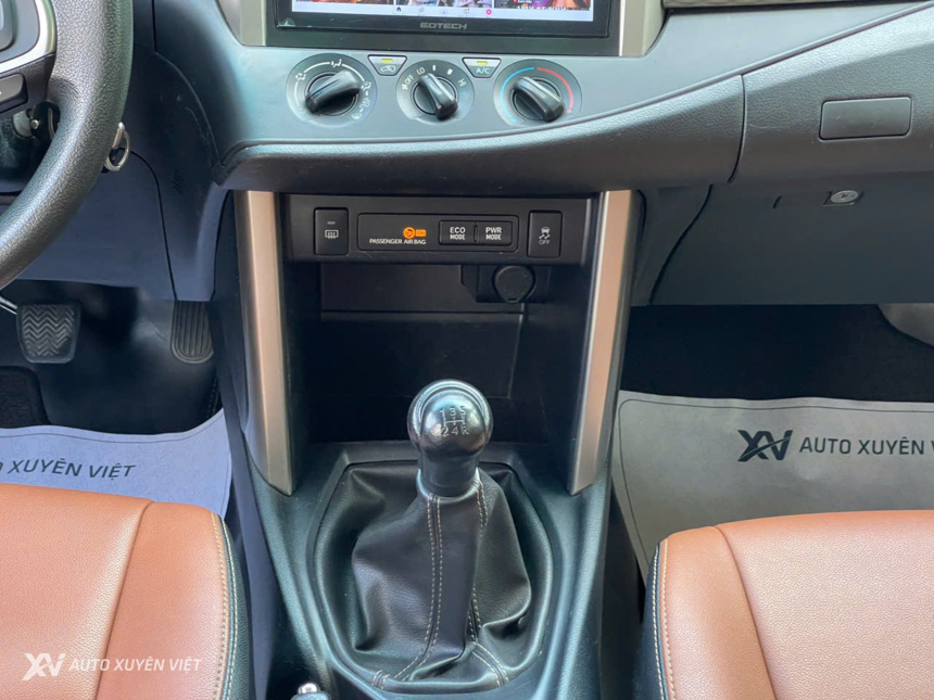 Toyota Innova 2.0E 2019