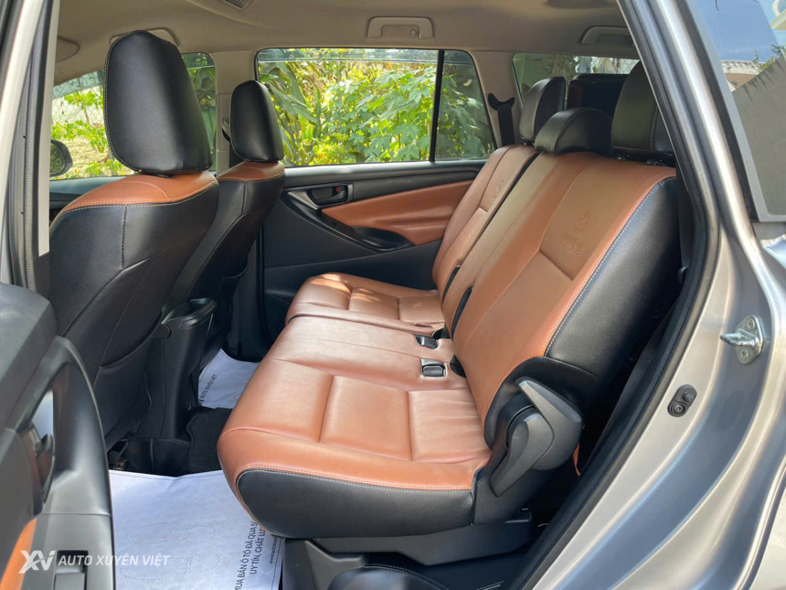 Toyota Innova 2.0E 2019