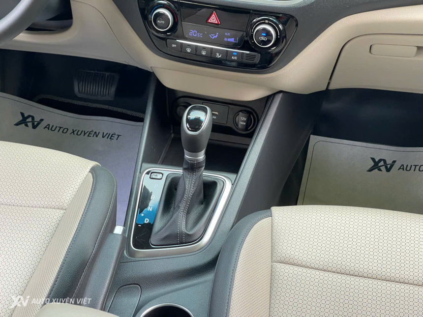 Hyundai Accent 1.4AT Đặc Biệt 2021