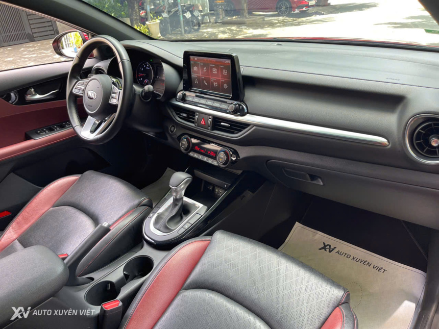 Kia Cerato 2.0 AT Premium 2020 Kia Cerato 2.0 AT Premium 2020