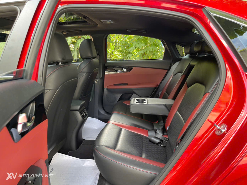 Kia Cerato 2.0 AT Premium 2020 Kia Cerato 2.0 AT Premium 2020