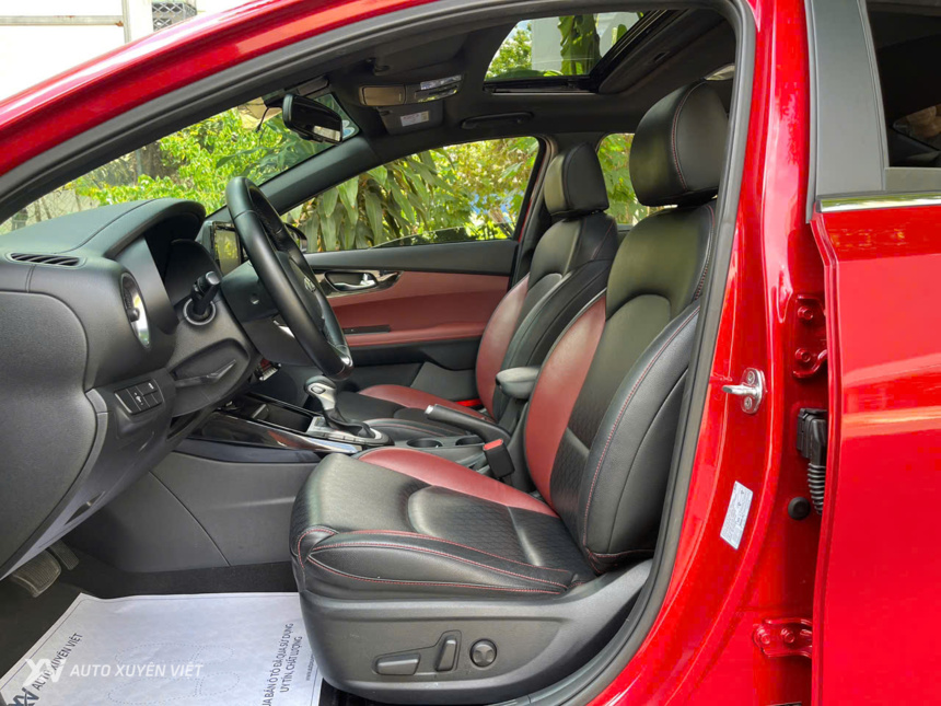 Kia Cerato 2.0 AT Premium 2020 Kia Cerato 2.0 AT Premium 2020