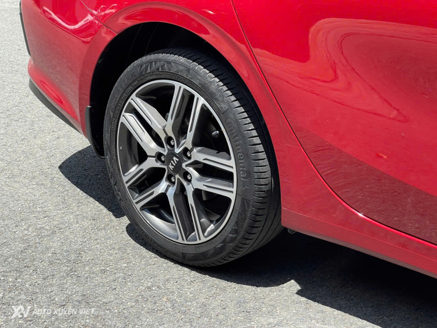 Kia Cerato 2.0 AT Premium 2020 Kia Cerato 2.0 AT Premium 2020