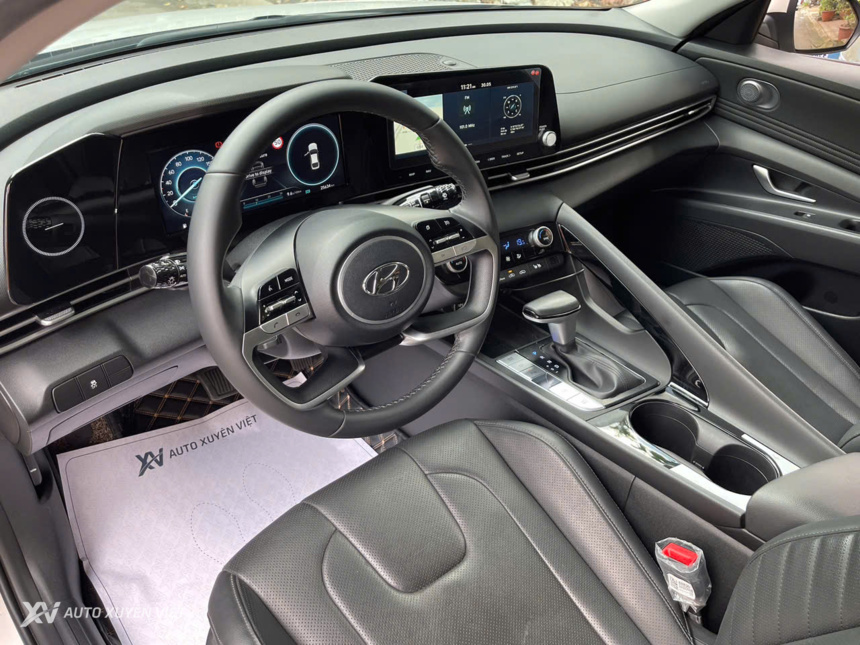 Hyundai Elantra 2.0AT 2022 Hyundai Elantra 2.0AT 2022