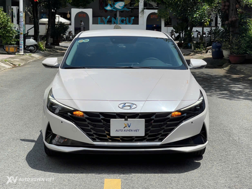 Hyundai Elantra 2.0AT 2022 Hyundai Elantra 2.0AT 2022