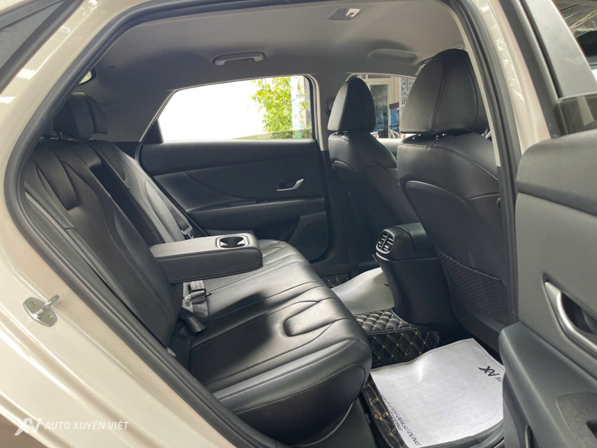 Hyundai Elantra 2.0AT 2022 Hyundai Elantra 2.0AT 2022