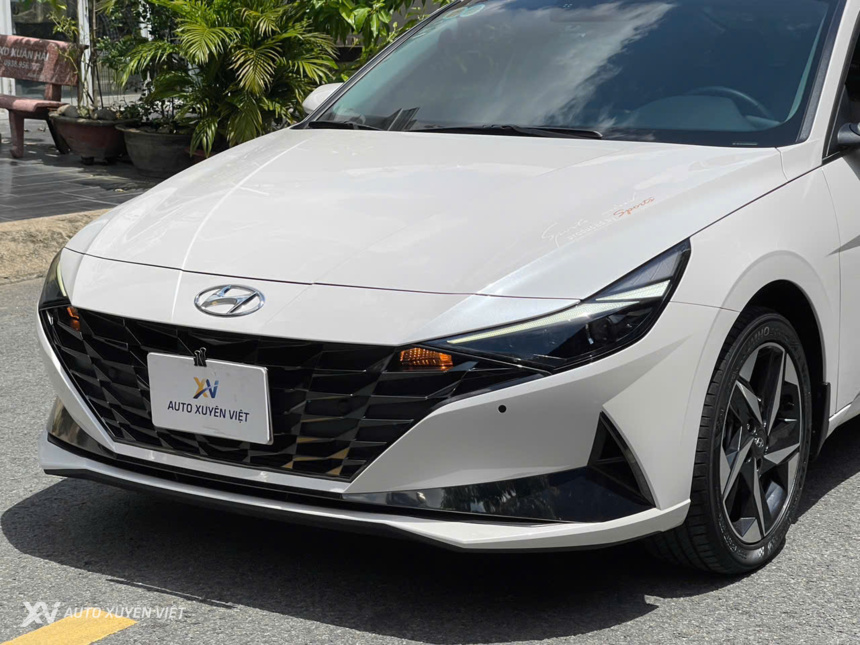Hyundai Elantra 2.0AT 2022 Hyundai Elantra 2.0AT 2022
